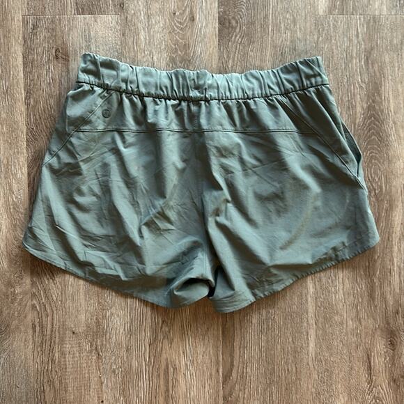 Lululemon Stroll At Sundown 3" Shorts - Picture 7 of 7